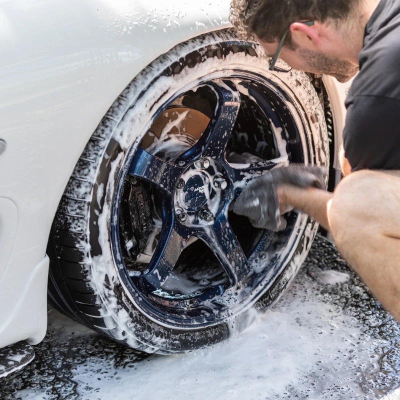 Wheel & Tire Deep Clean